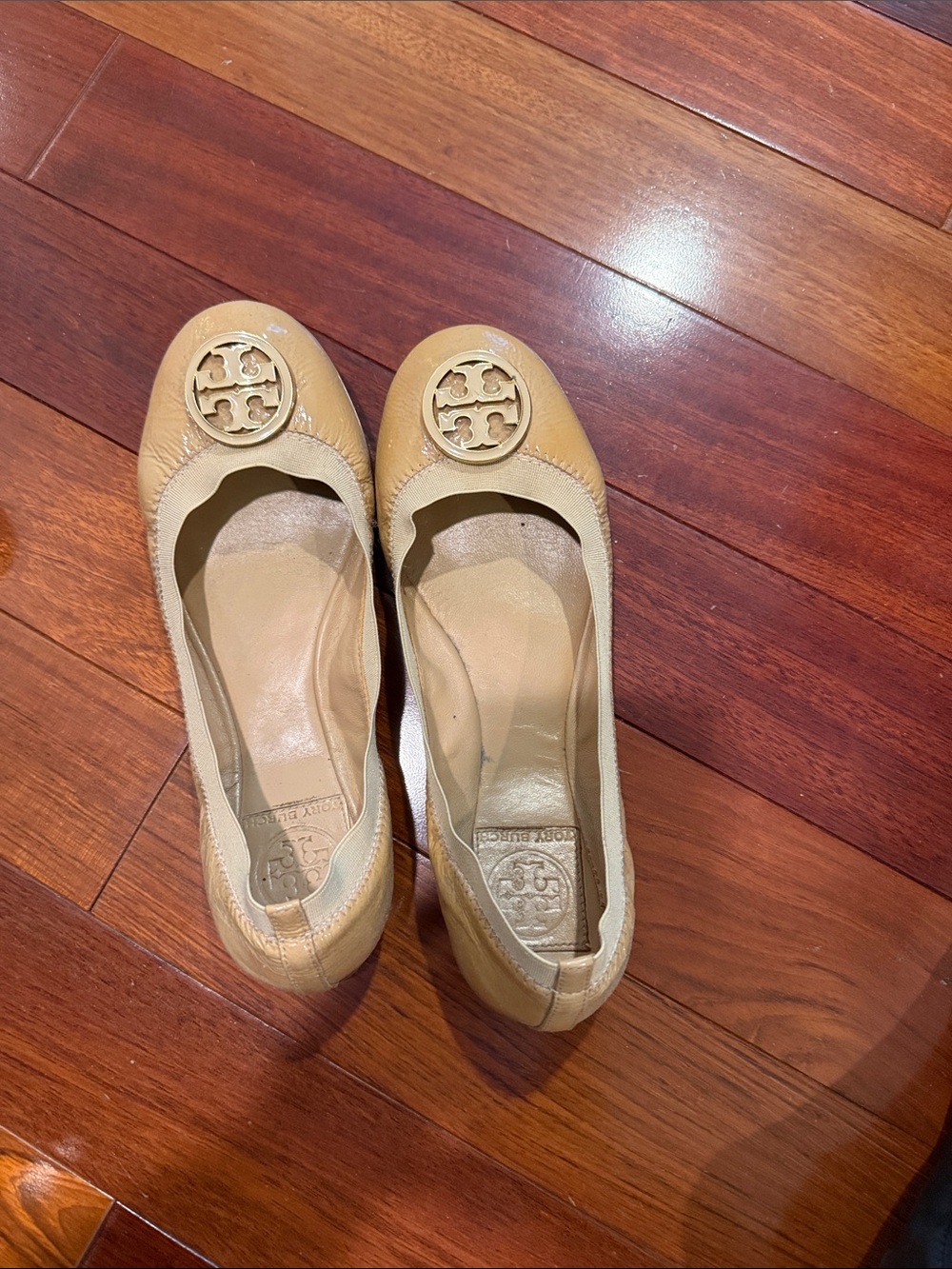 Tory Burch Tan Leather Reva Ballet Flats with Gold Logo